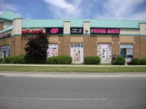 Chaynesse hookers in North Aurora IL